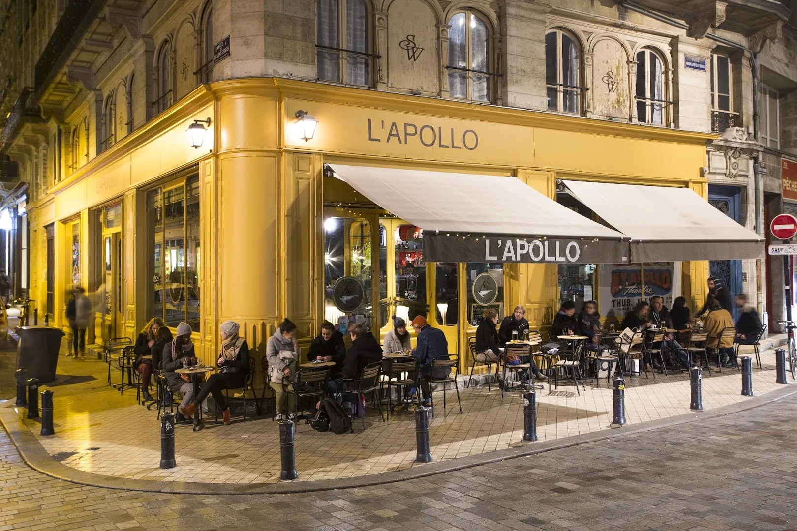 L'apollo bar